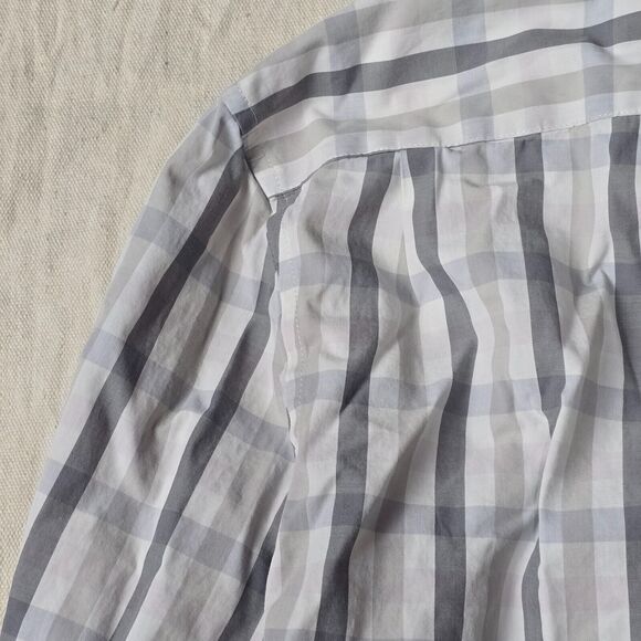 Gap Men’s Non-Iron Slim Fit Dress Shirt | Plaid Button-Up | Long Sleeve | Medium - Picture 15 of 16
